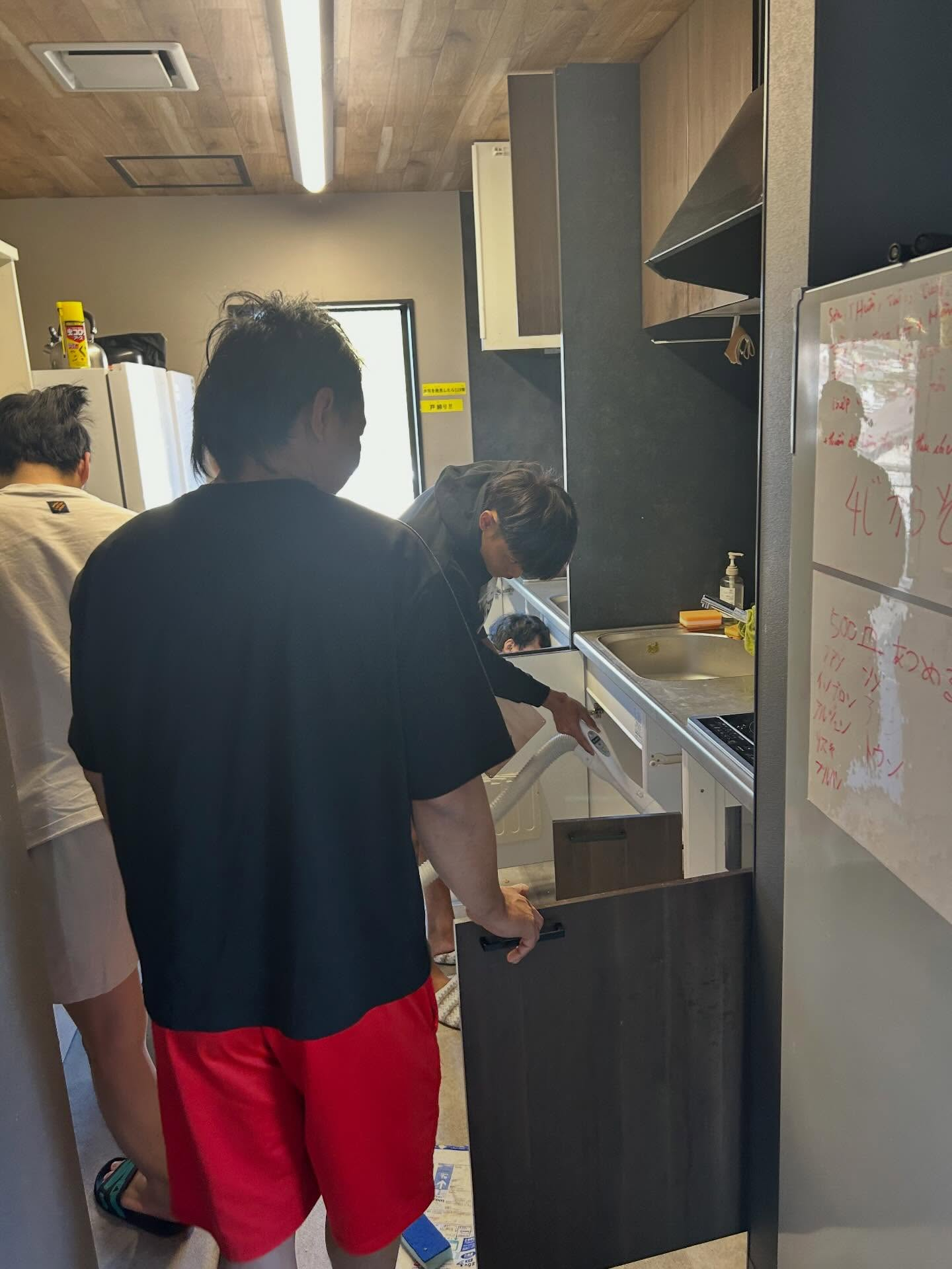 都市部や集合住宅において、チャバネゴキブリの異常発生が問題と